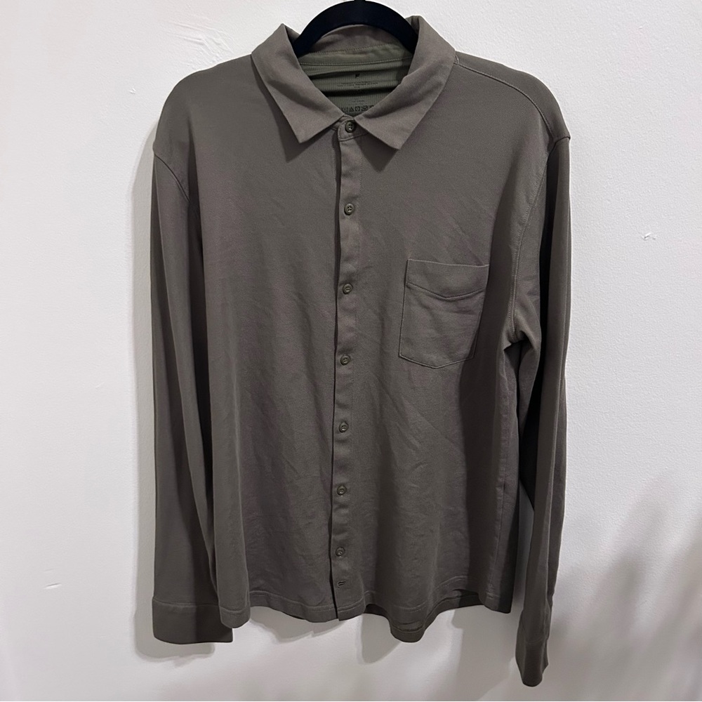 Fabletics Men’s Long Sleeve Button Up Olive Green Shirt Size Large